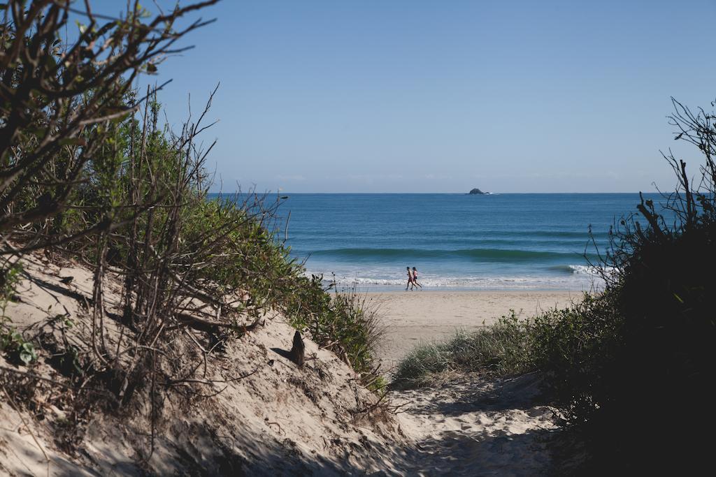 Backpackers Inn On The Beach Byron Bay Exterior photo